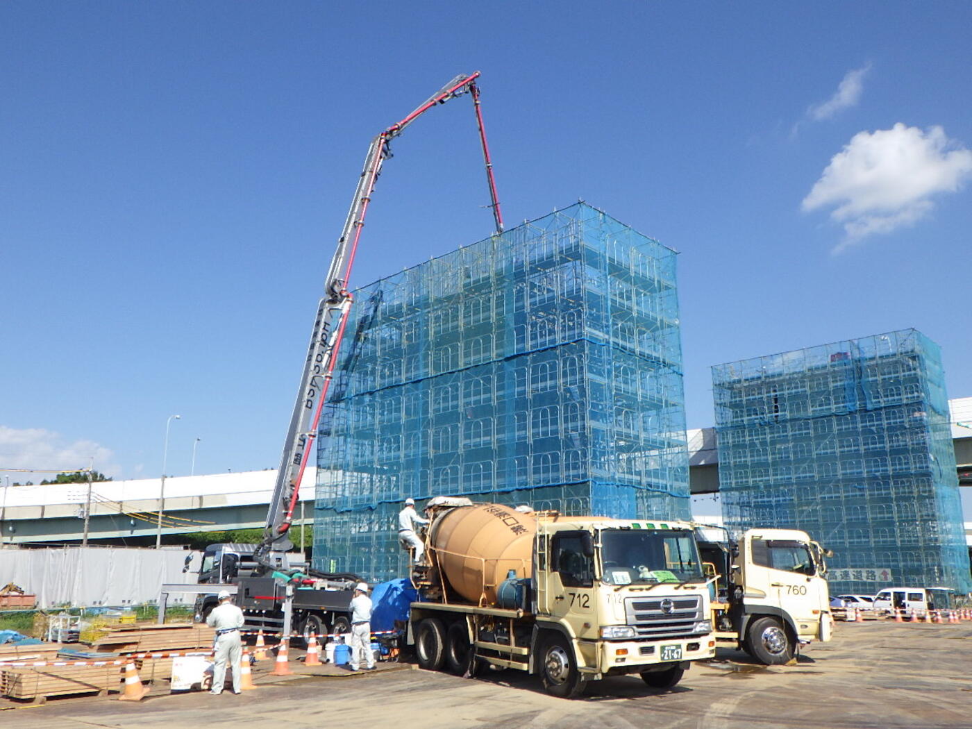 高速横浜環状北西線（下谷本地区）橋梁下部工事（その3）